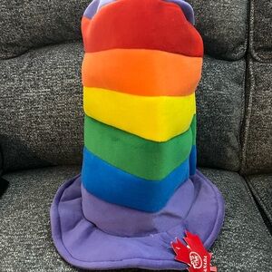 004–Colorful Rainbow Hat